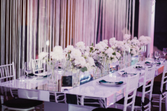 letisztult-asztali-dekoráció-esküvő-veszprém-balaton-virág-dekoráció